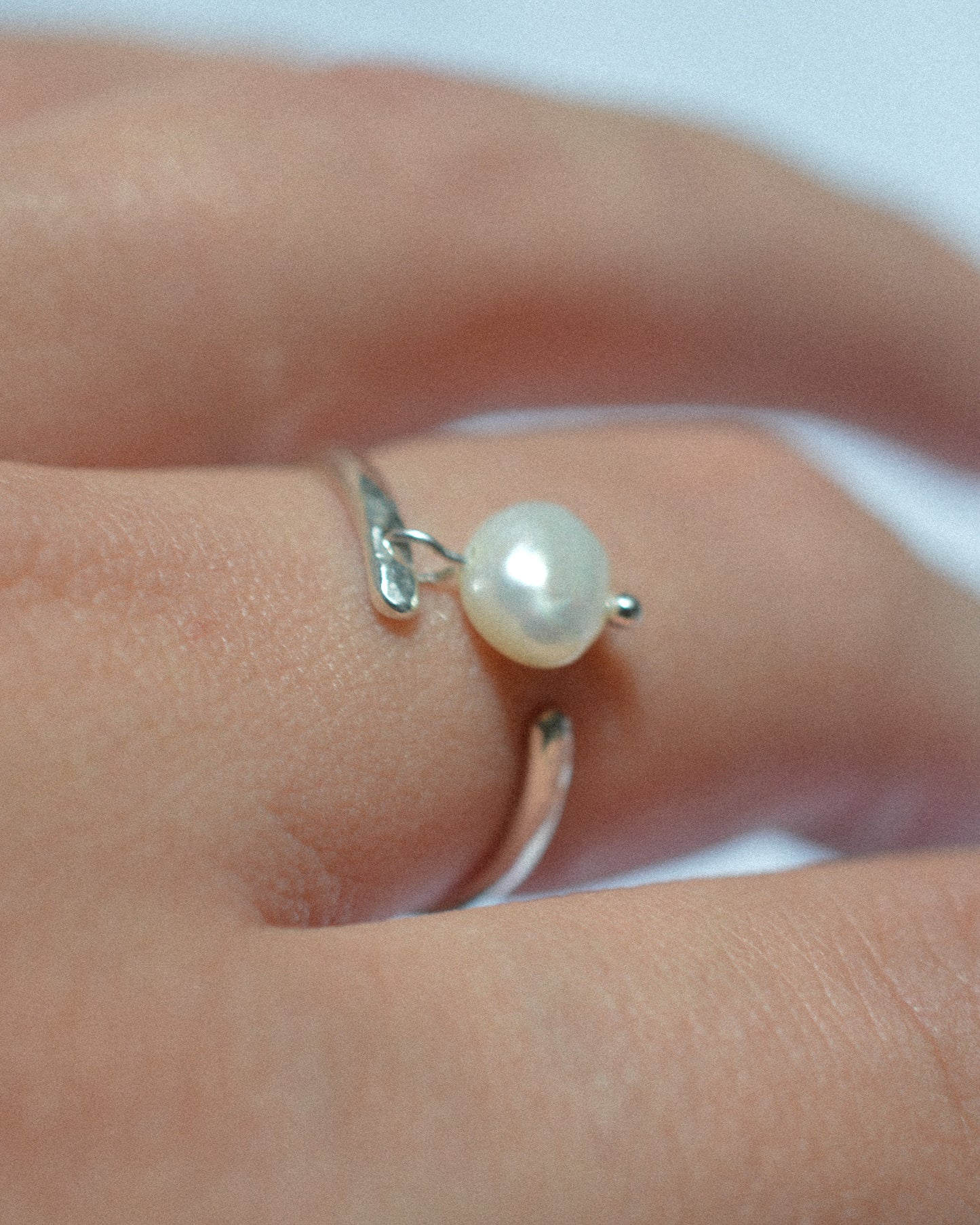 Open Ring - Pearl