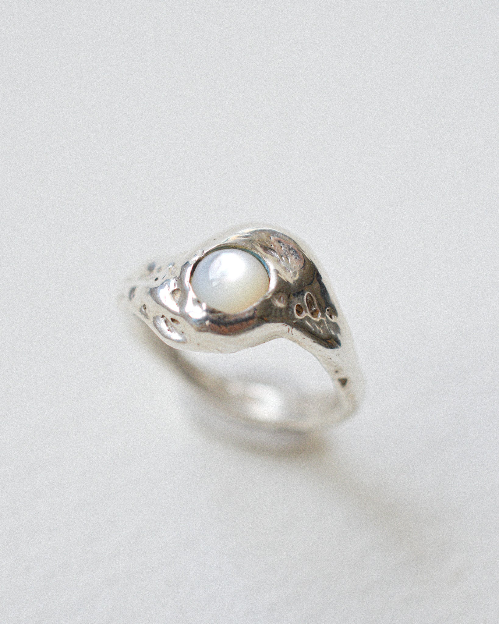 Wave Pearl Ring