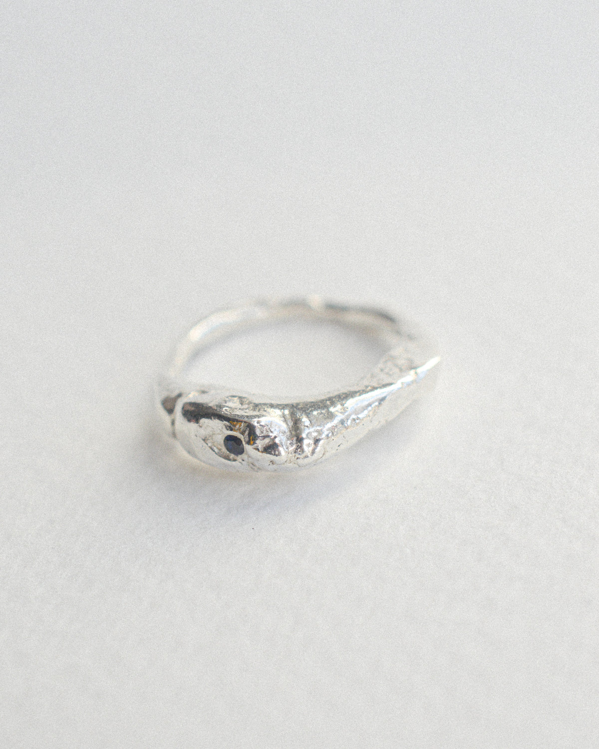 Chunky tiny sapphire ring